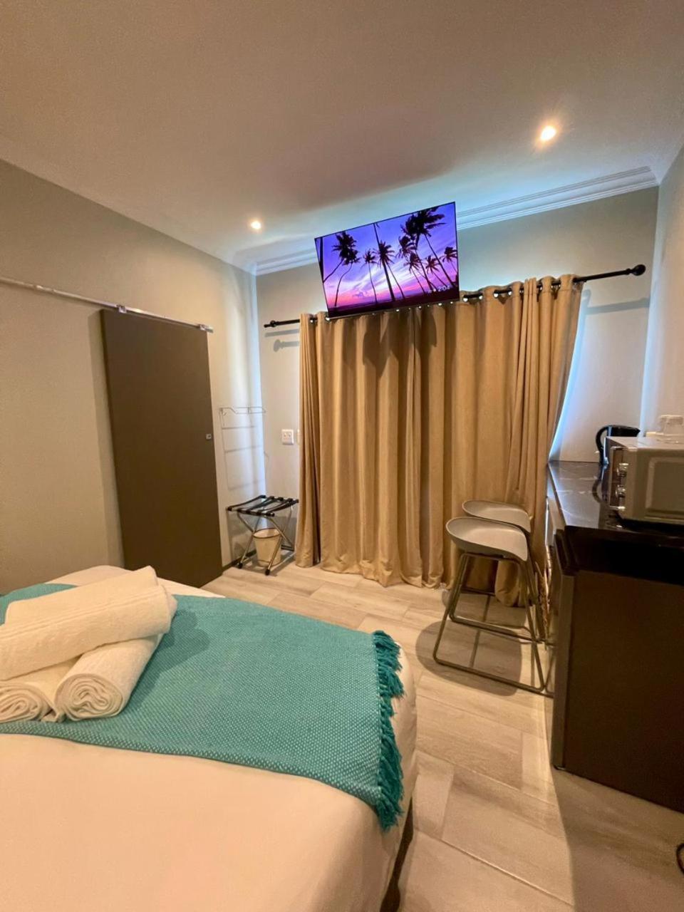 Tehillah On Boom Apartment Bothasig Luaran gambar