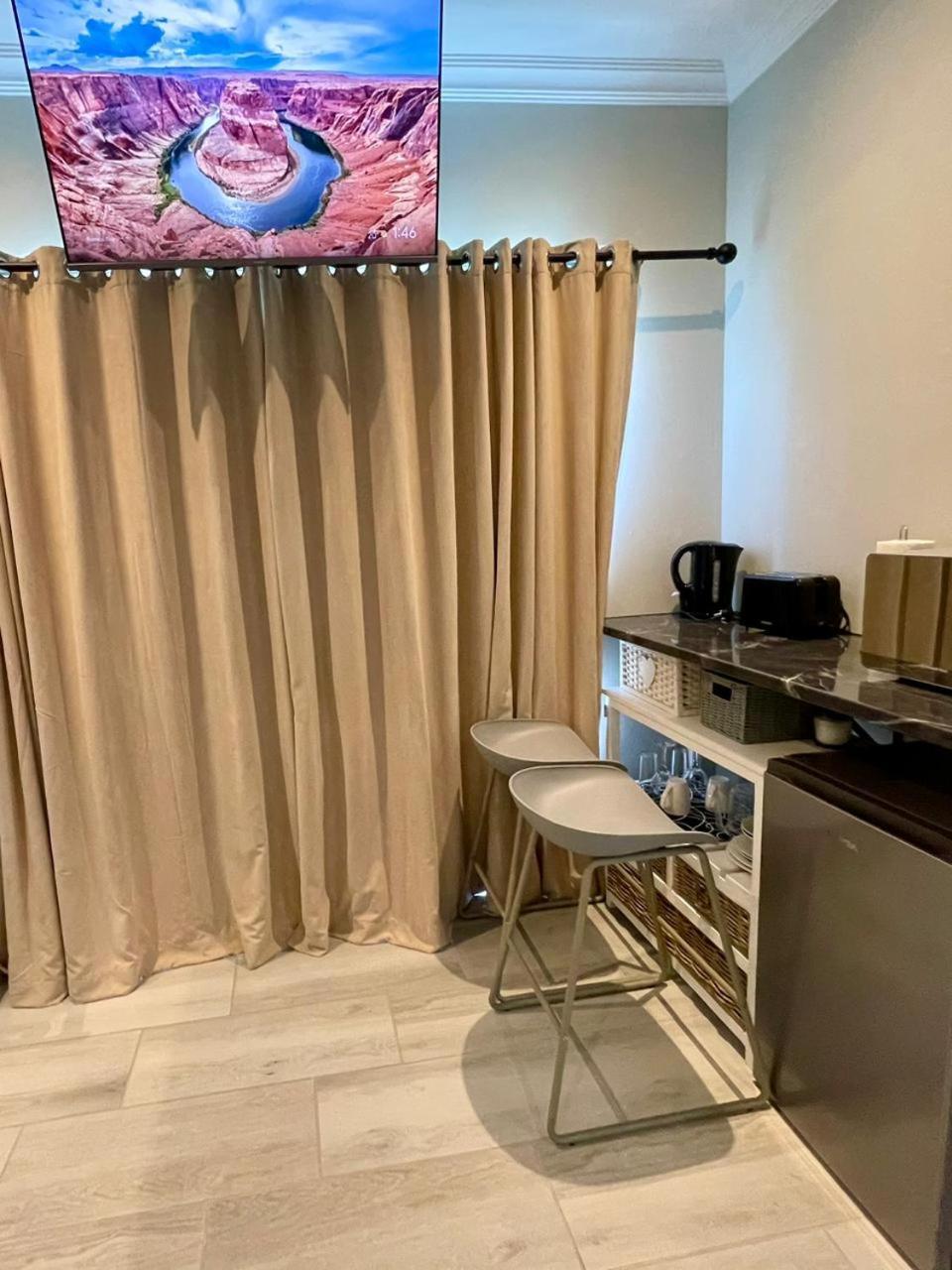 Tehillah On Boom Apartment Bothasig Luaran gambar